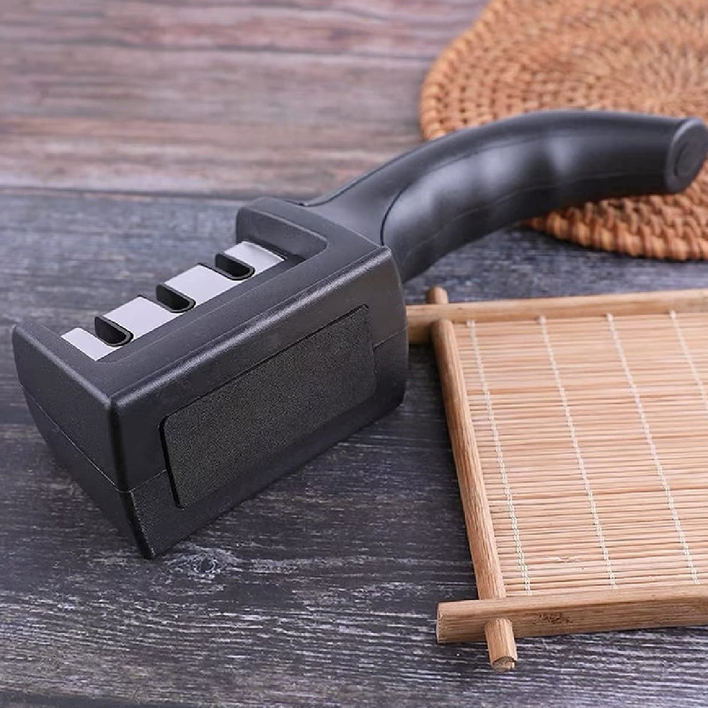 Manual Red Knife Sharpener 3 Stage Sharpening Tool For Ceramic Knife And Steel Knives.
