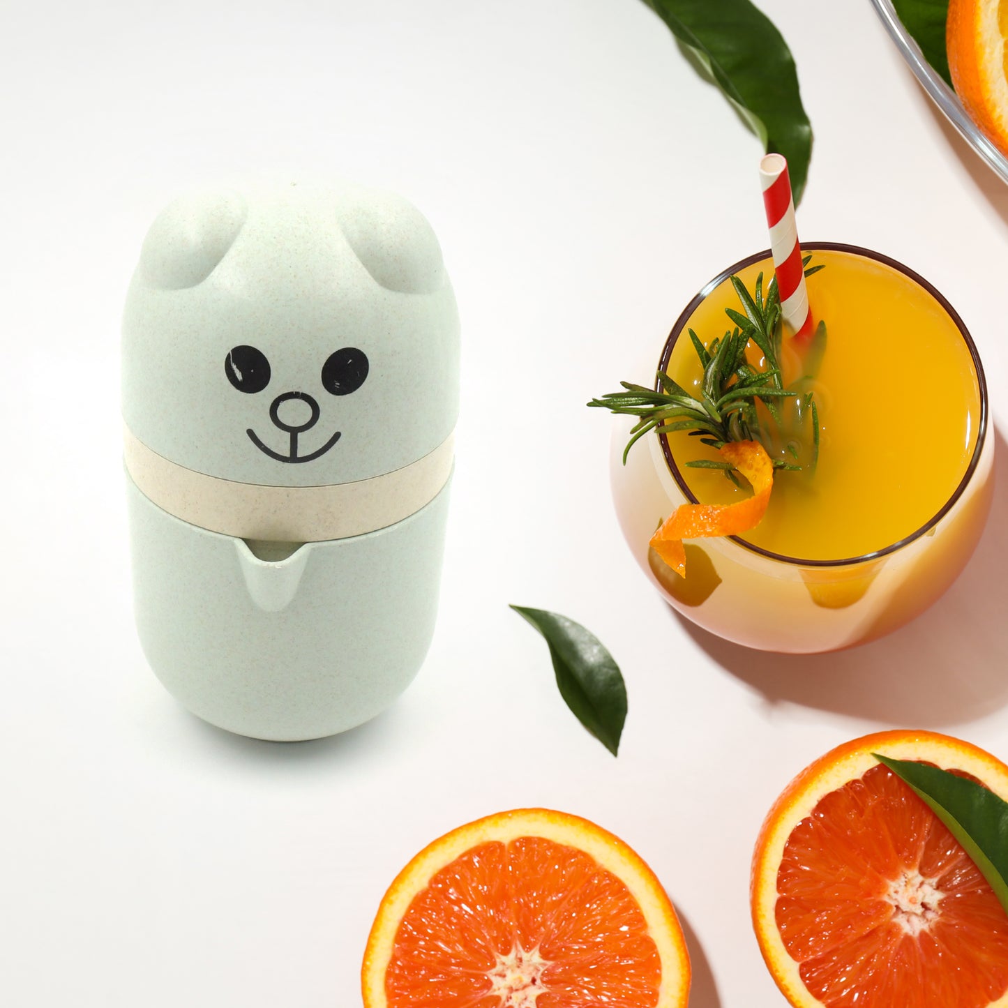 Squeezer Simple Manual Citrus Juicer Small Portable Lime Juicer Cup Food Grade Plastic Juicer High Quality Instant Juicer For Home Travel Use