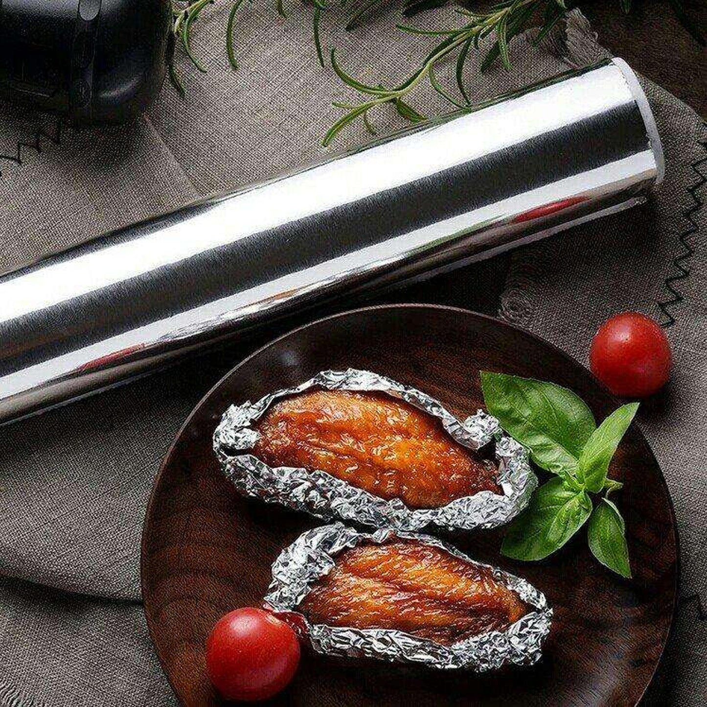 Aluminum Foil Roll Heavy Duty Non Stick Thick Aluminum Foil Sheet Baking Grilling Tool (5Mx300Mm)