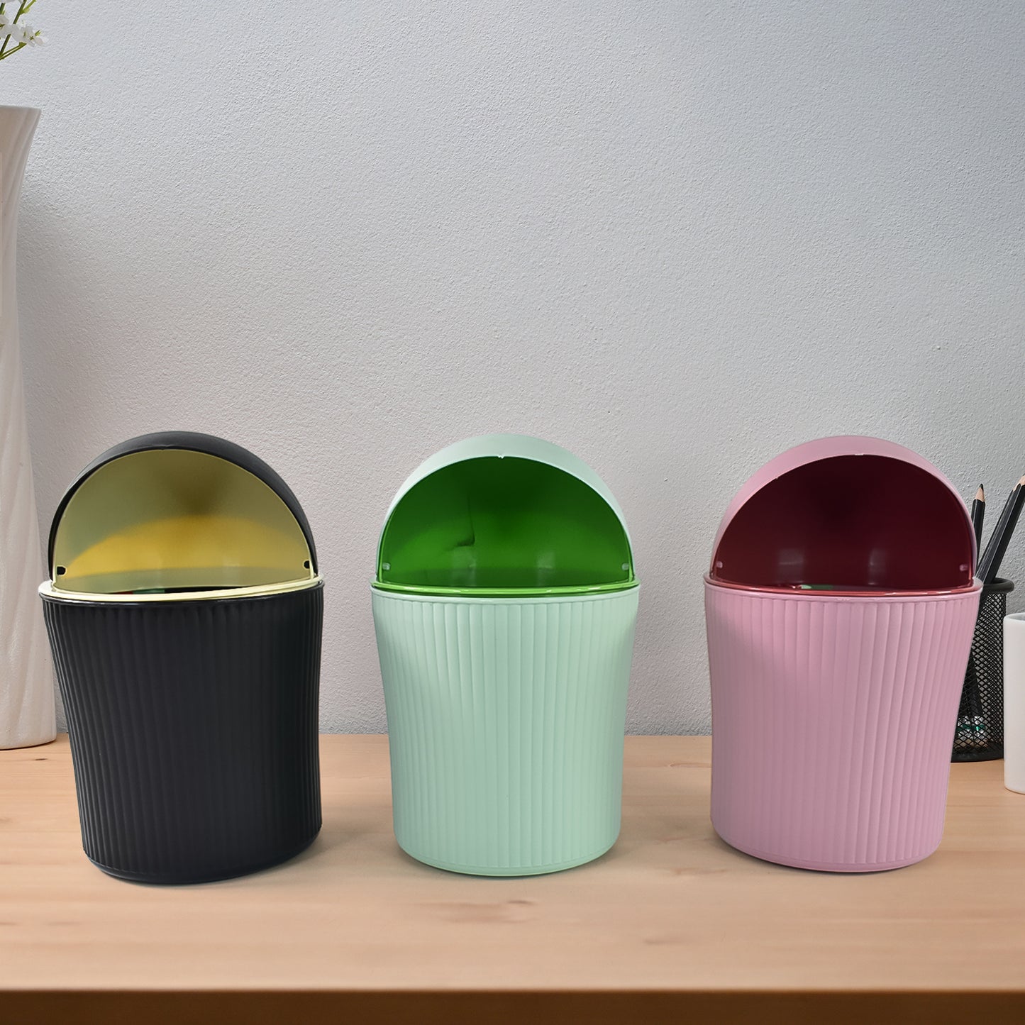 Apexmini Tabletop Dustbin (1 Pc 1200 Ml Mix Color)
