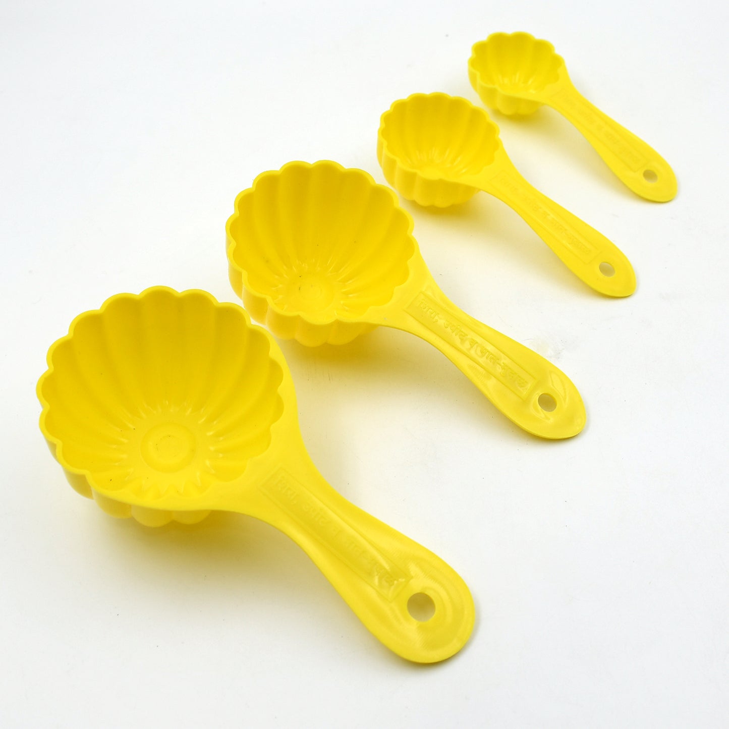 Plastic Kitchen Tool Mould Ladoo Mould Spoon Ladoo Making Spoon Set For Kitchen Multipurpose Plastic Ladoo Mold For Making Different Variety Of Ladoo (4 Pcs Set)