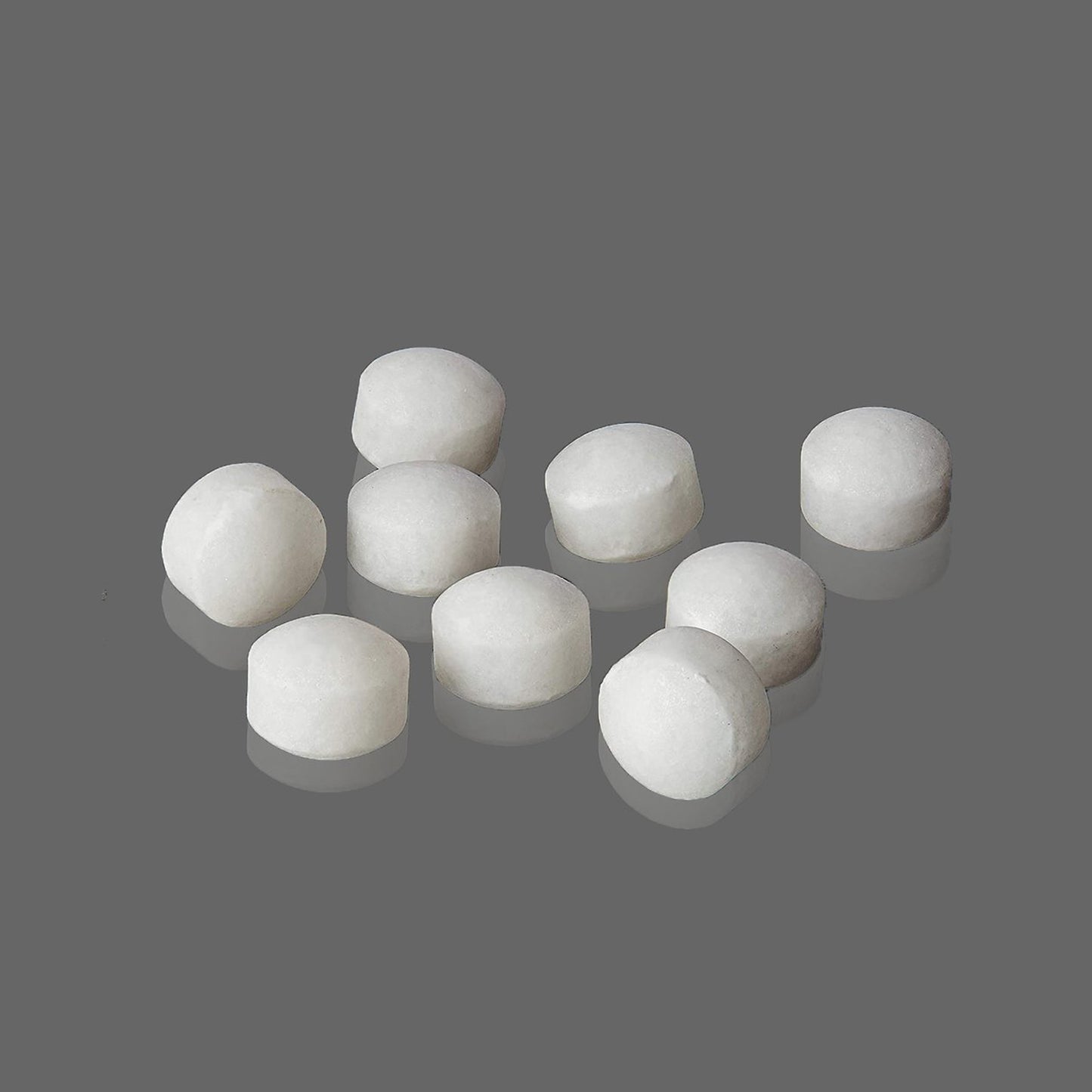 Naphthalene Balls For Clothes Pantry Bathroom Toilet Wardrobe Wash Basin Urinal Cockroaches.