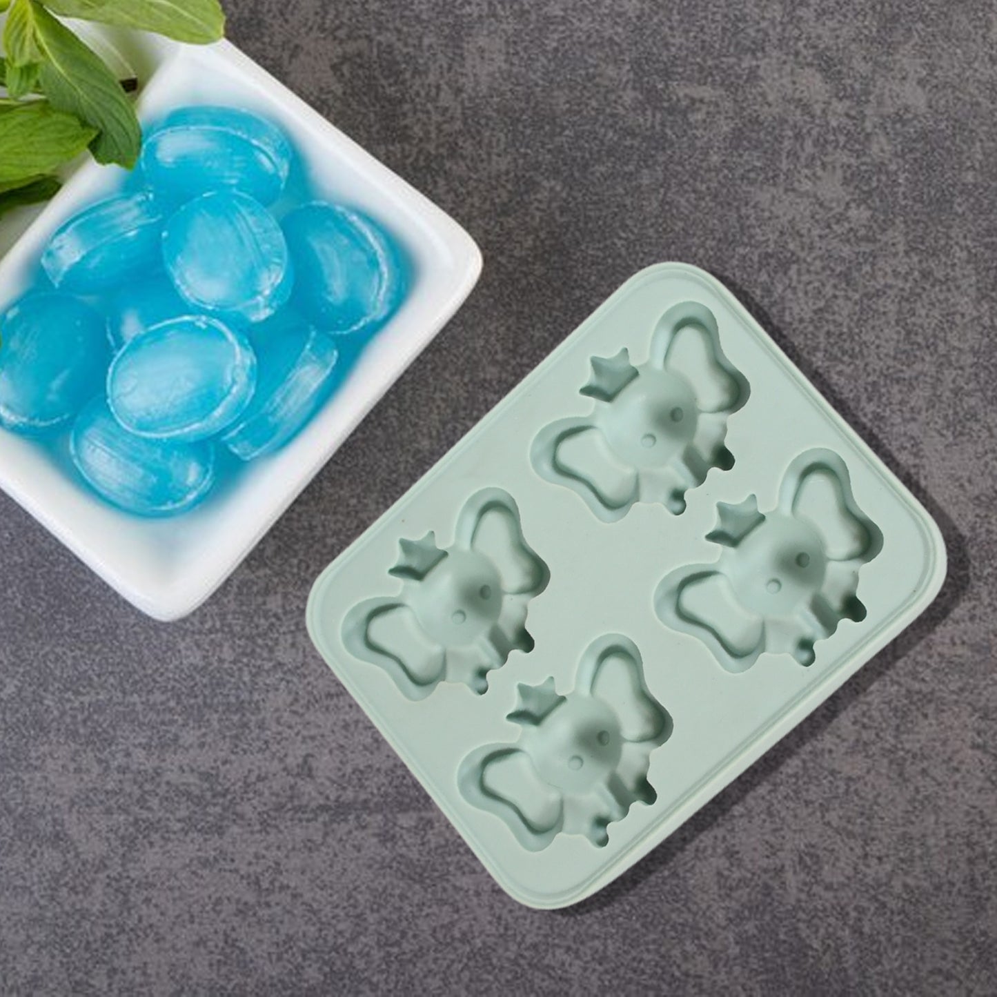 Silicone Cartoon Shape 4 Grid Ice Cube Tray Ice Cube Molds Trays Small Cubes Tray For Fridge Flexible Silicon Ice Tray (1 Pc)
