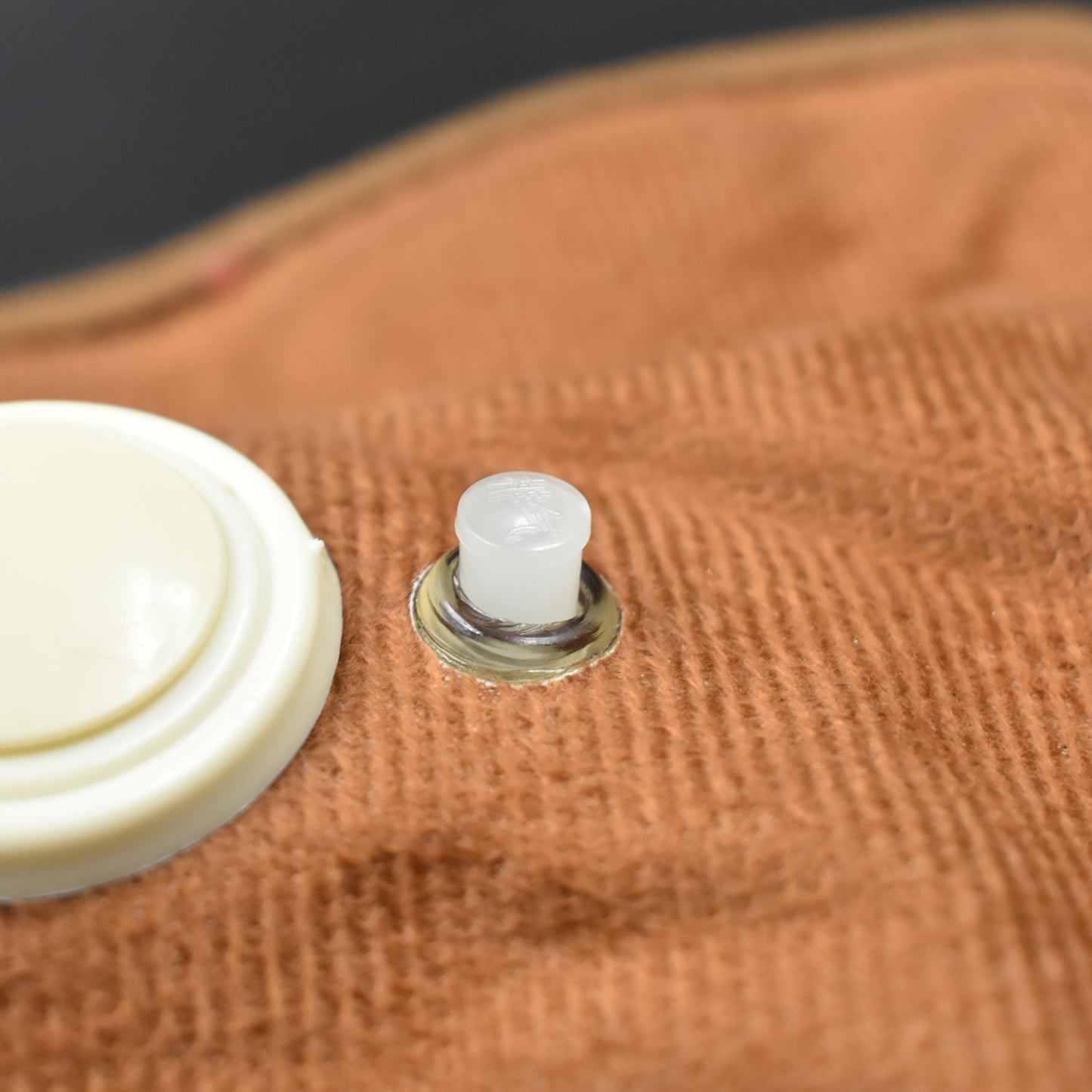 5 Pc Hot Water Bag In Water Stopper Used As A Stopper While Injecting Nails On Walls Etc.