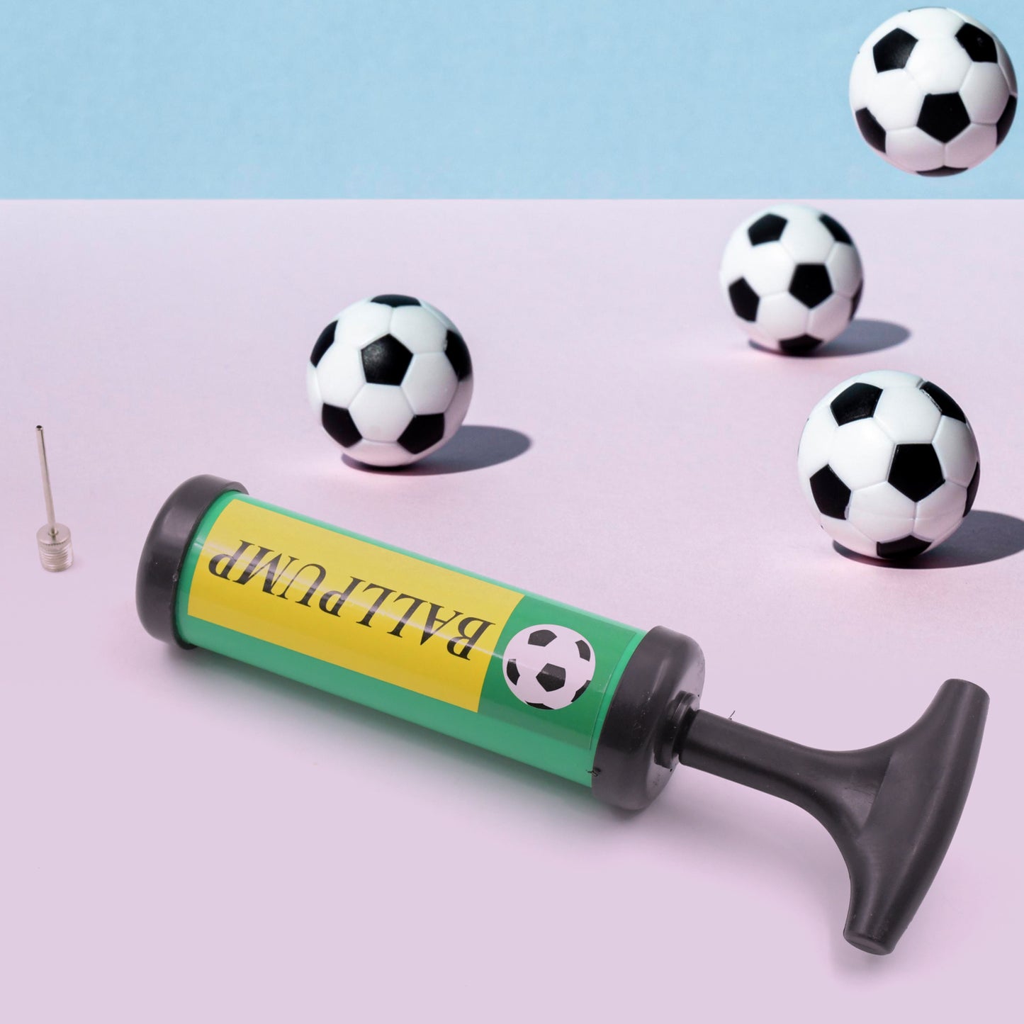 Inflator Air Ball Pump Soft Bouncing Ball Development Kids Toy Sports Plastic Pump For Soccer Basketball Football Volleyball Ball (17 Cm)