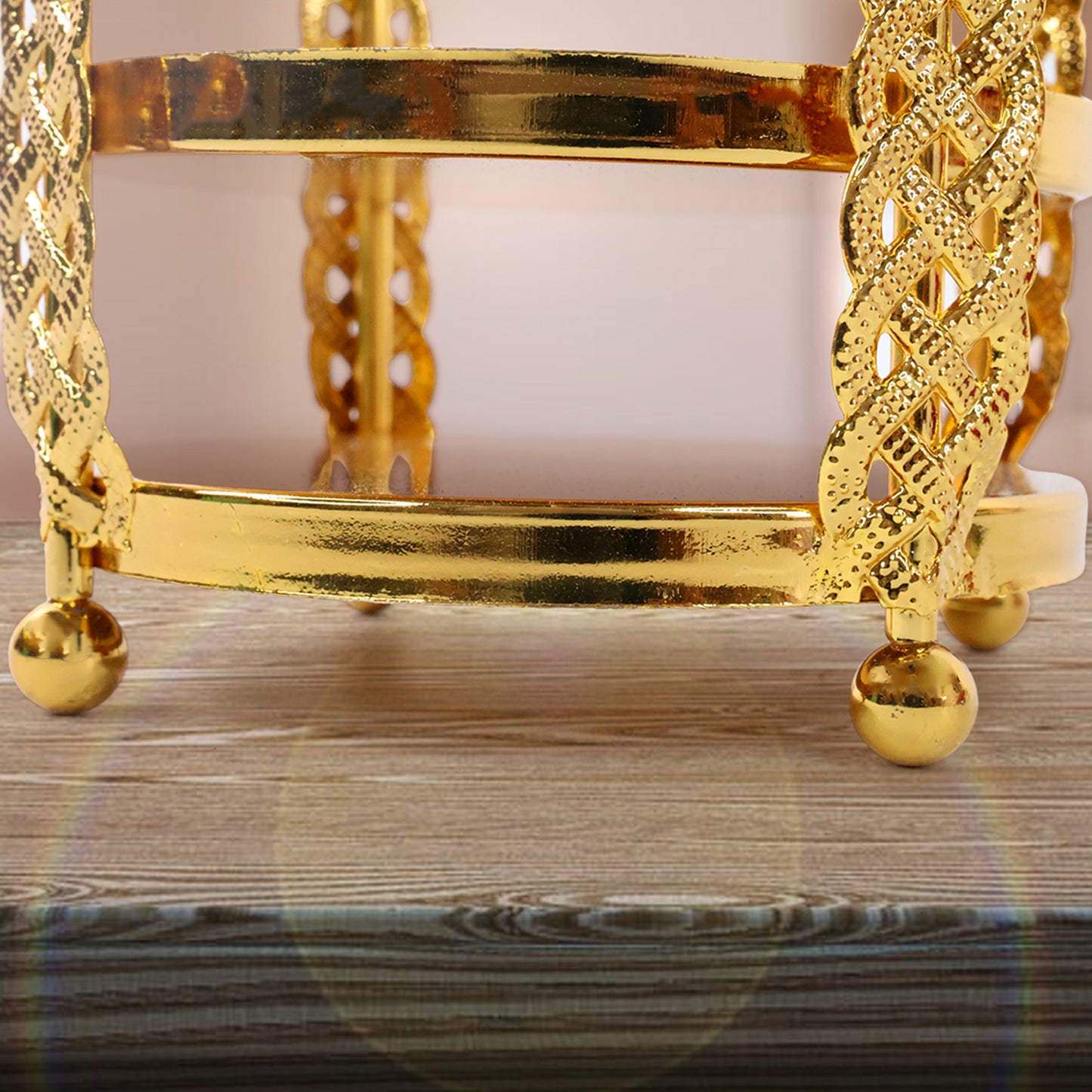 Multipurpose Golden Metal Candle Stand Showpiece (1 Pc)