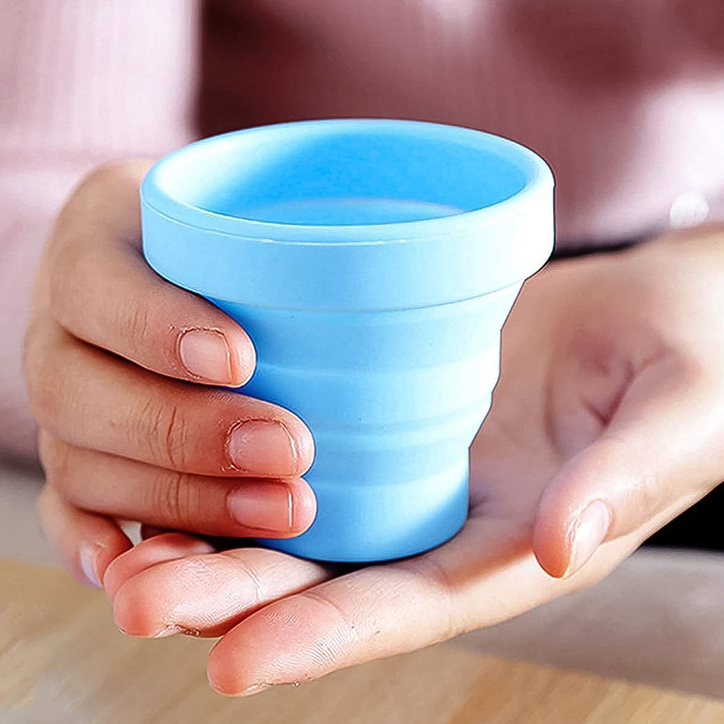 Roundsilicone Foldable Glass Foldable Travel Mug Without Lid (1 Pc)