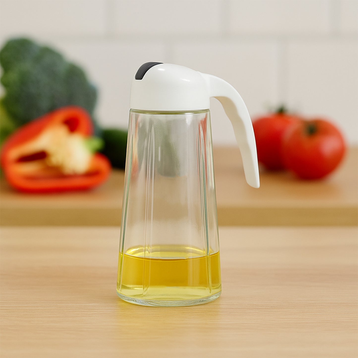Kitchen Glass Oil Bottle Dispenser Automatic Opening Closing Home Bottles For Oil And Vinegar Honey Olive Oil Container (630Ml)
