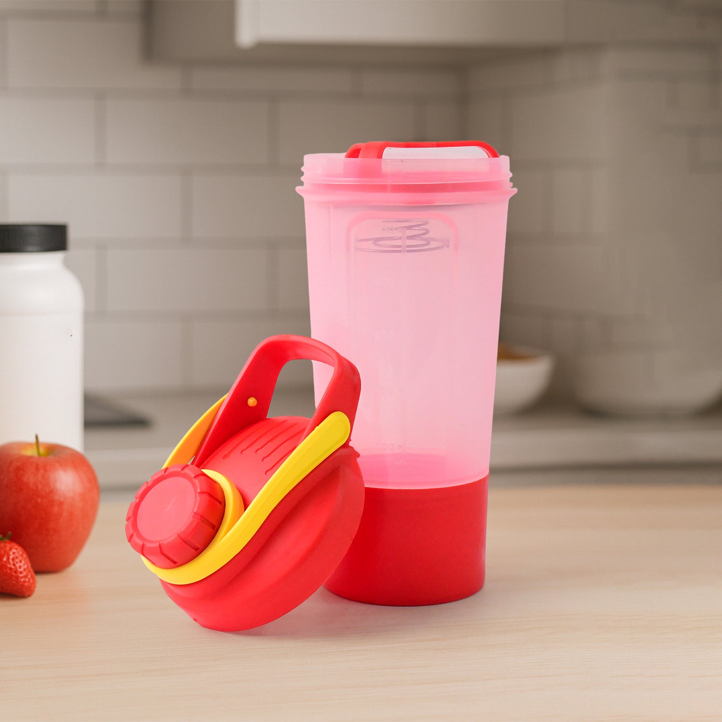 Supermom Premium Booster Gym Shaker Bottle With Mixing Ball (550Ml 1 Pc)