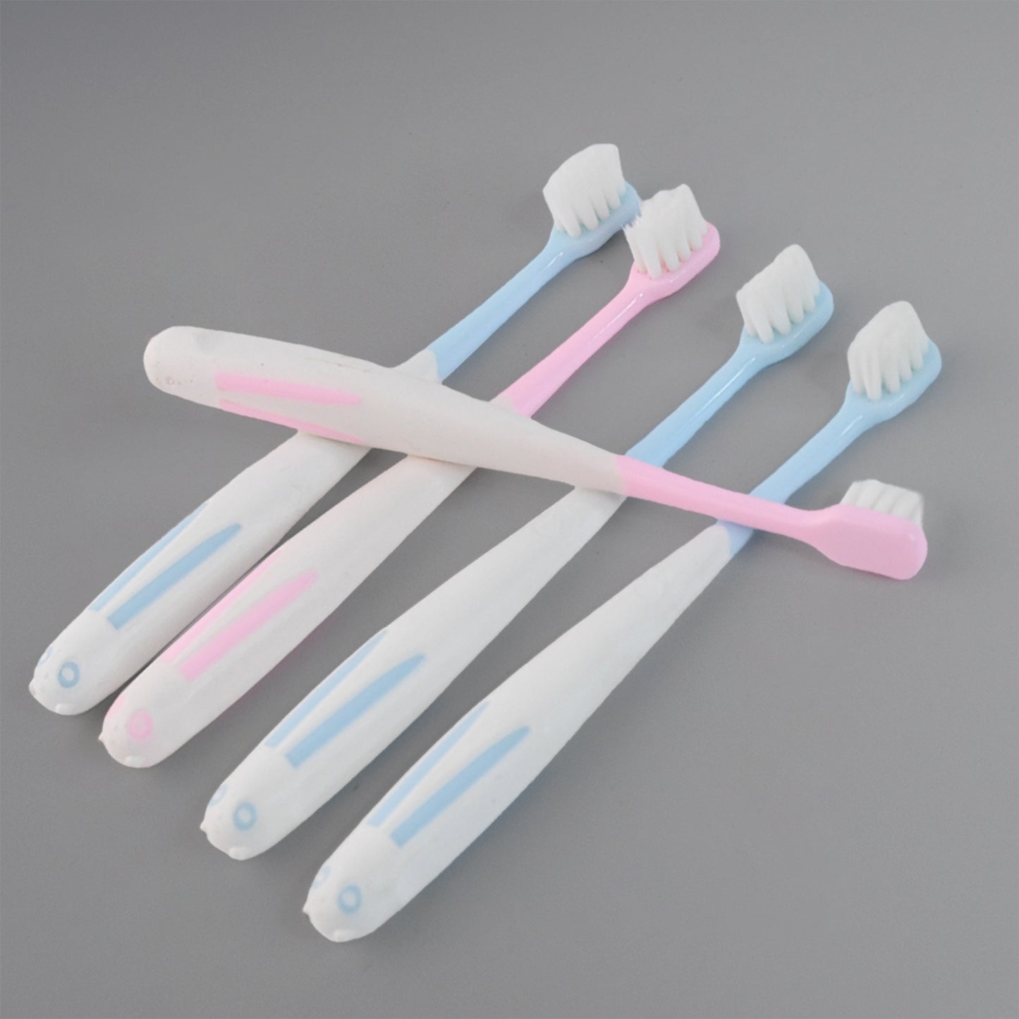 Multipurpose Travel-Friendly Toothbrush Holder With 4 Soft Bristle Toothbrushes