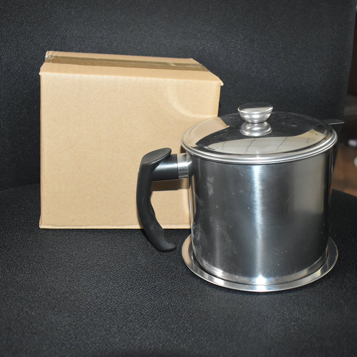 Stainless Steel Oil Strainer Pot With Lid And Filter Mesh (1 Set)