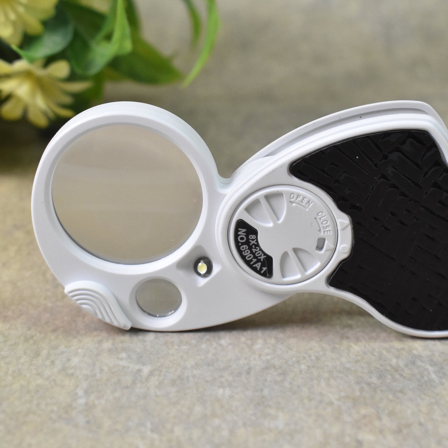 Double-Magnification Led Magnifiers With Light (1 Pc Small)