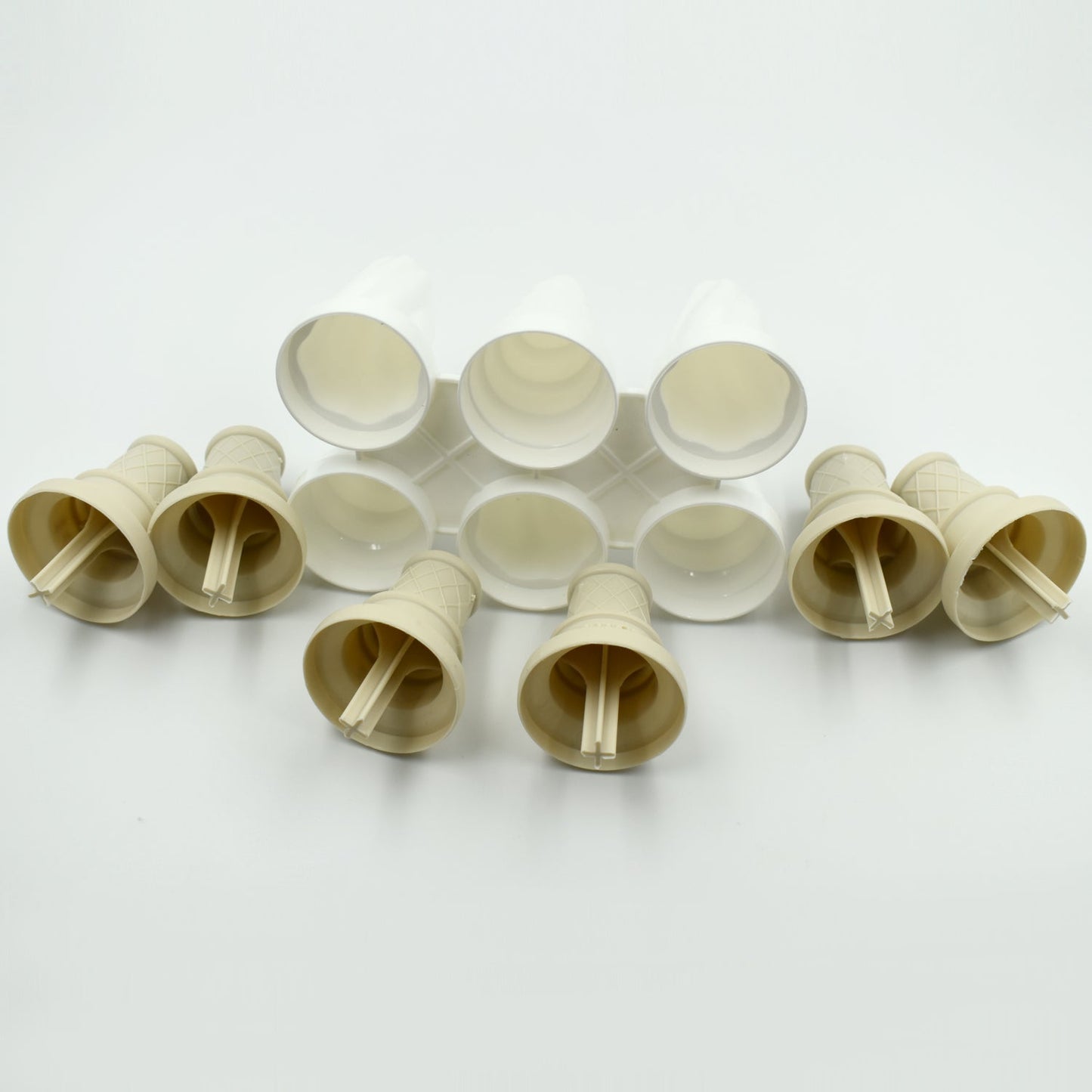 6 Pc Ice Cream Mold Used For Making Ice-Creams In All Kinds Of Places Including Restaurants And Ice-Cream Parlours Etc.