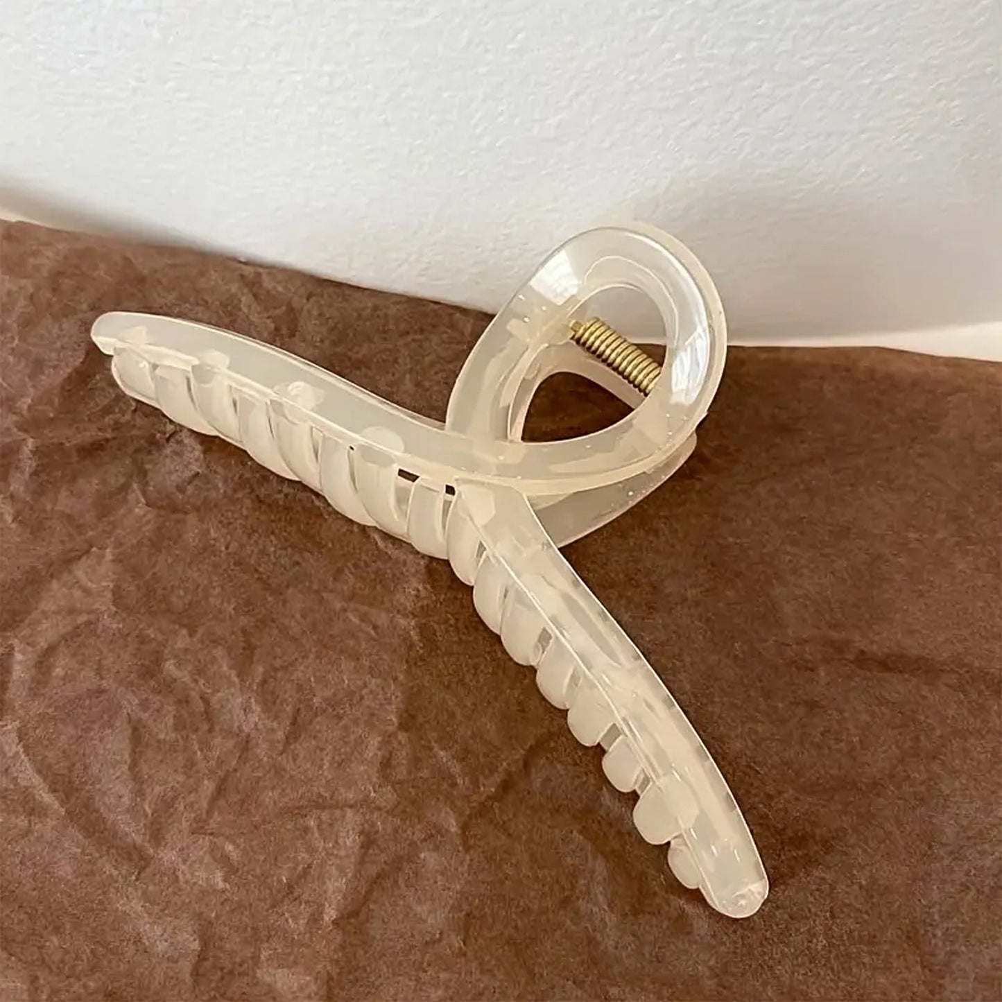 Big Plastic Hair Claw Clips Strong Clips (1 Pc  Mix Color) Hair Accessories