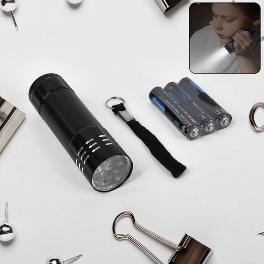 Portable Mini Torch Super-Bright Mini 3Aaa Battery Operated (Battery Included 1 Pc