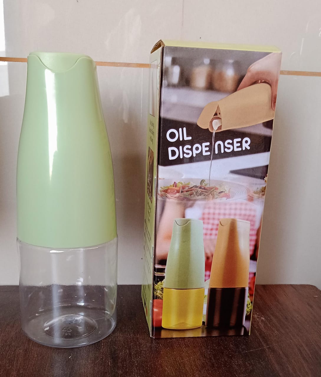 Oil Dispenser 500Ml Cooking Oil Dispensing Cruets Oil Bottle With Automatic Open Lid Kitchen Glass Oil Pot Cooking Oil Bottle For Kitchen Grilling Frying (500 Ml)
