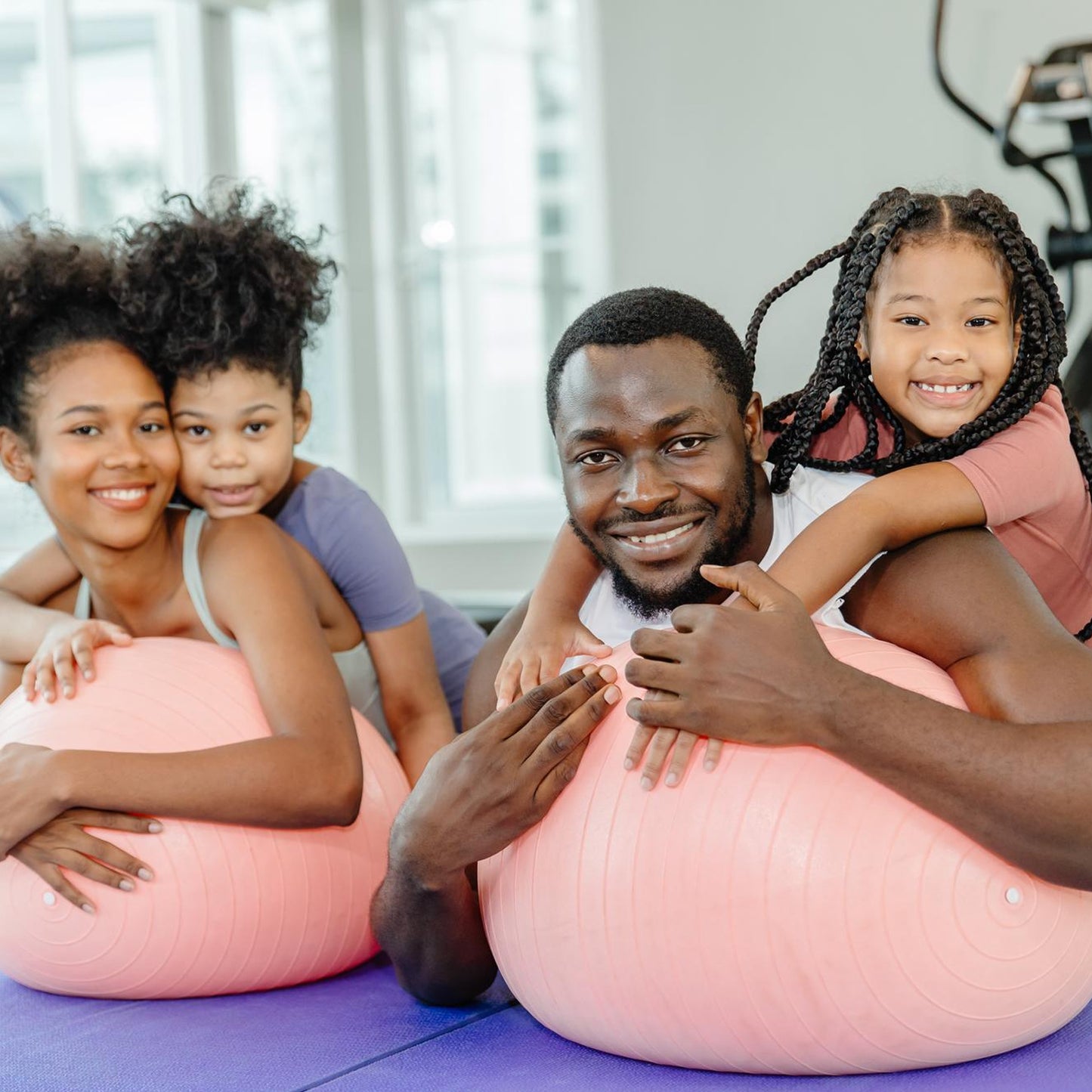 Anti Burst 65 Cm Exercise Ball With Inflation Pump Non-Slip Gym Ball For Yoga Pilates Core Training Exercises At Home And Gym- Suitable For Men And Women