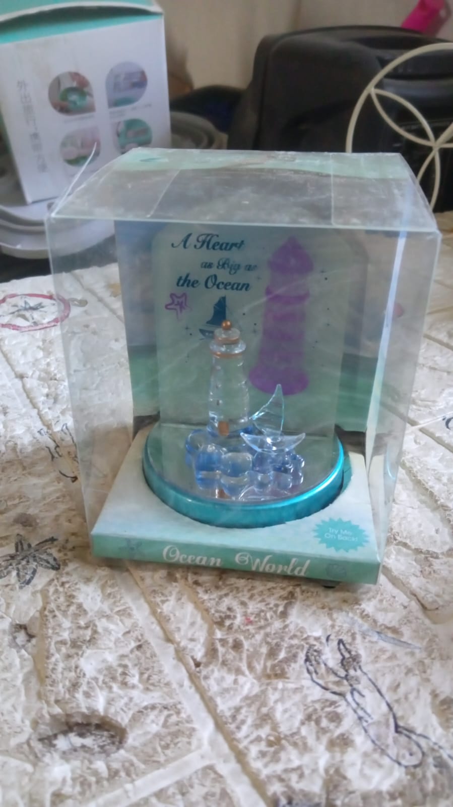 Cutecartoon Lovely Gift Night Light Multi-Color Light Showpiece Valentines Day Gift Cute Anniversary Wedding Birthday Unique Gift Home Decoration Gift Battery Operated (3 Battery Included)