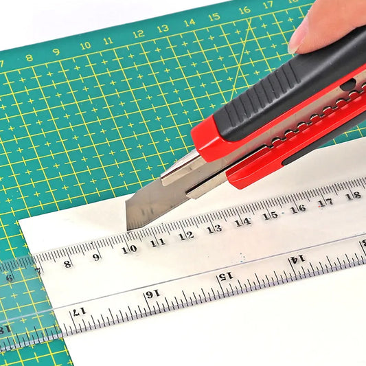 Heavy Duty 18 Mm Cutter Knife Set With Rubbered Handle With Extra Blades Best Use  For Office And Home Use