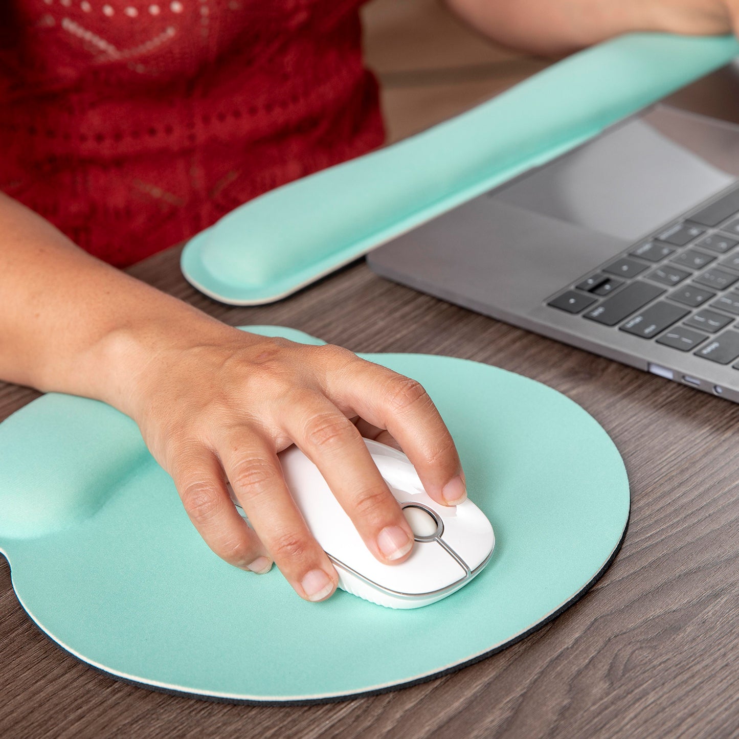 Wrist S Mouse Pad Used For Mouse While Using Computer.