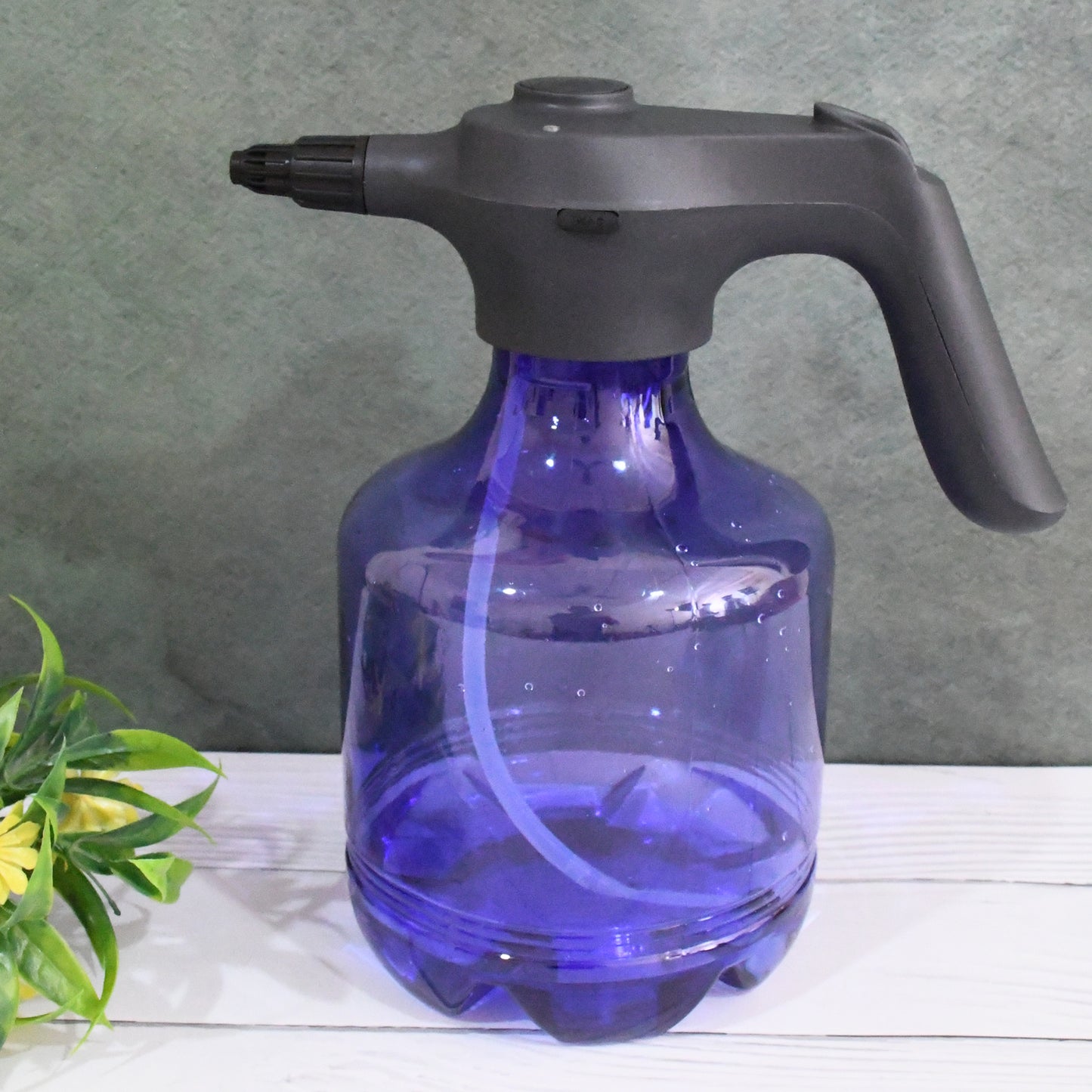 Electric Spray Bottle 3L Garden Sprayer Automatic Watering Can Rechargeable Battery Powered Sprayer For Garden Fertilizing (1Pc 3Ltr.)