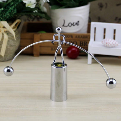 Mini Steel Balance Toy Decoration Pendulum Newton Cradle Balance Ball Tumbler Desk Toy Metal Man Home Home Decoration Crafts