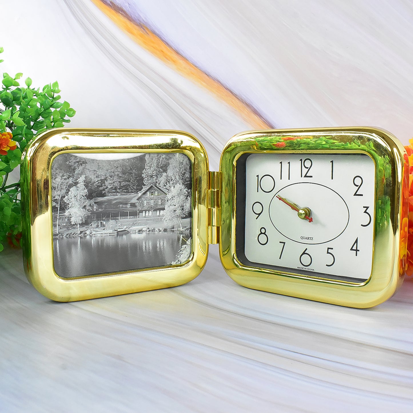 Portable Foldable Desk Clock  Space-Saving And Stylish (1 Pc)