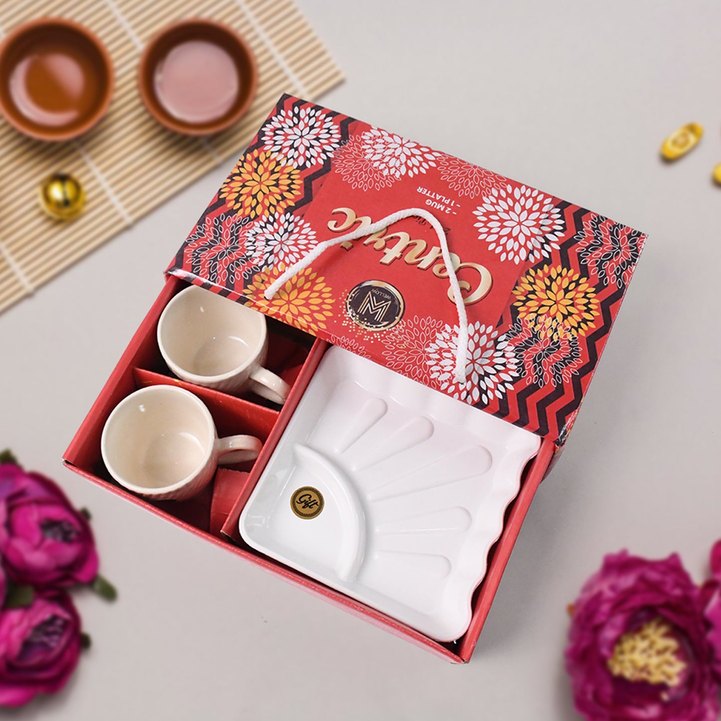 Cerntric Ceramic Tea Cup With Plastic Square Shape Serving Platter Milk Cup 3Pc Set